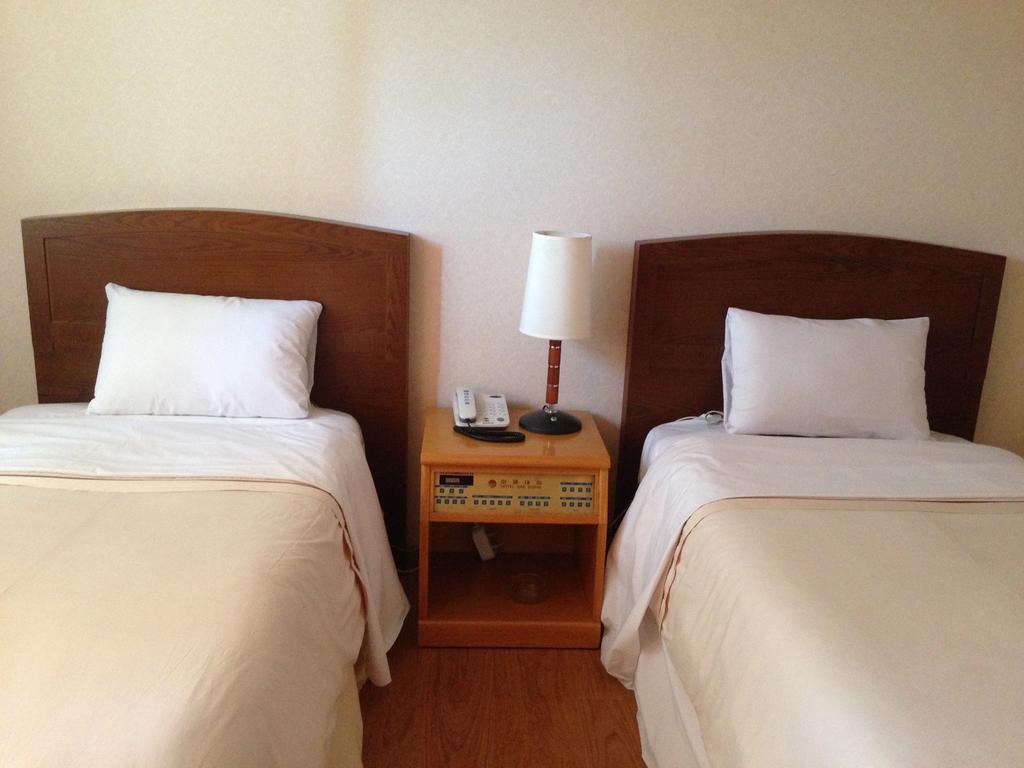 Daedong Hotel Jeju Chambre photo