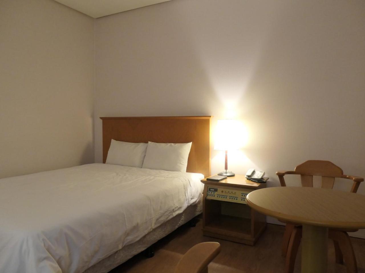 Daedong Hotel Jeju Chambre photo